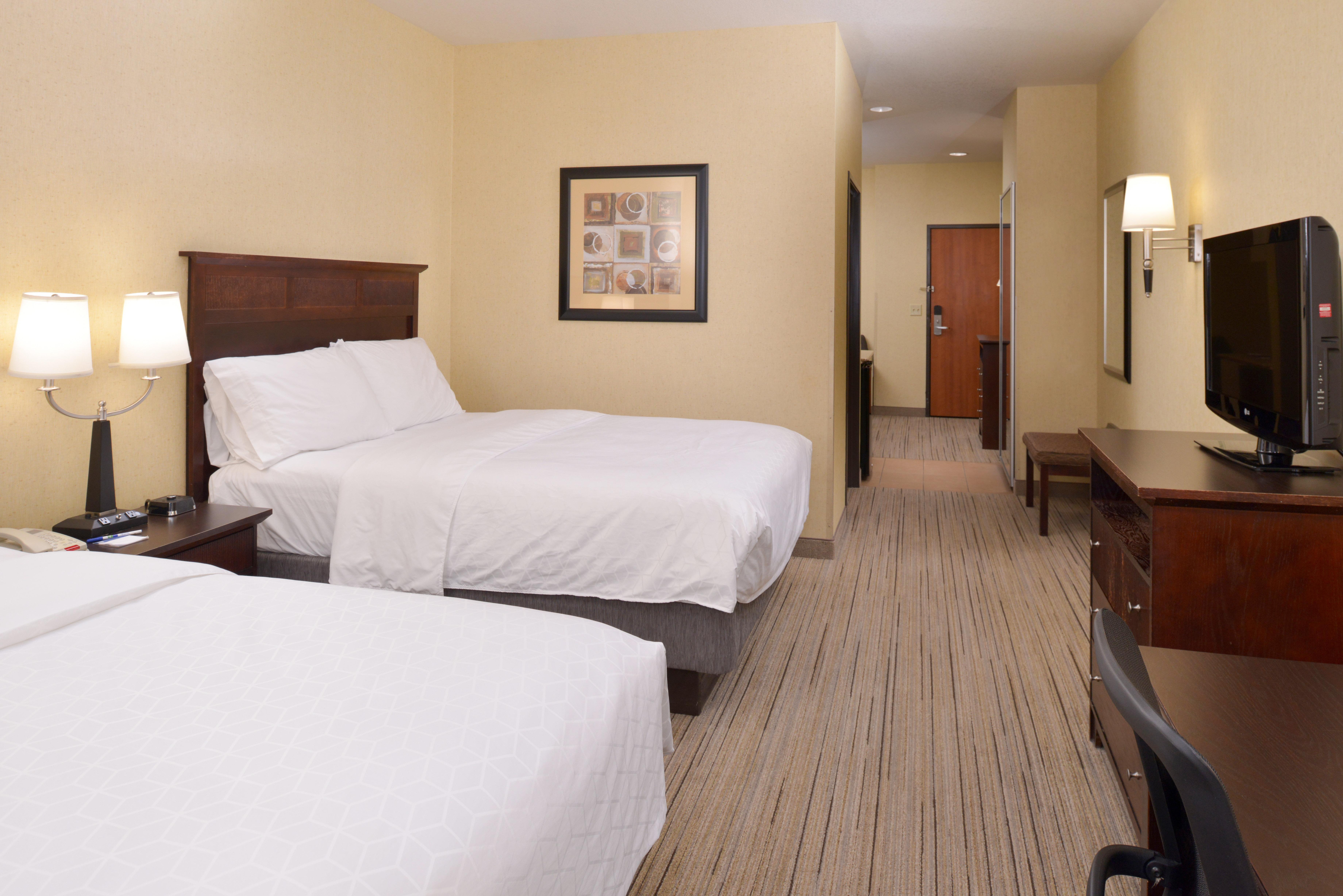 Express & - Idaho Center By Ihg Hotel