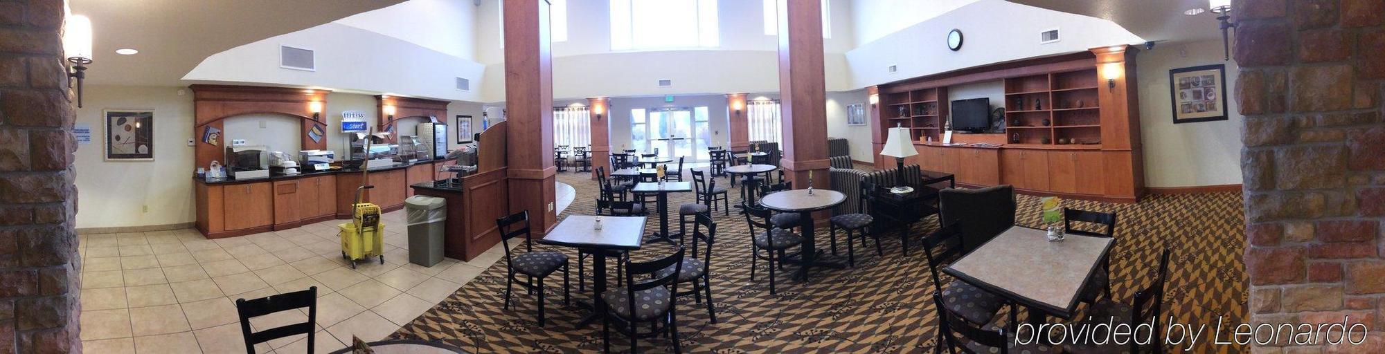 Express & - Idaho Center By Ihg Hotel