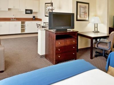 Express & - Idaho Center By Ihg Nampa