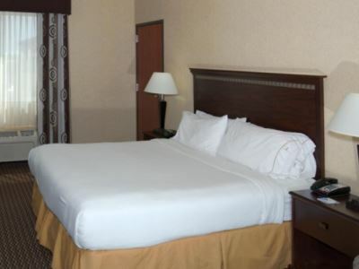 Hotel Express & - Idaho Center By Ihg Nampa