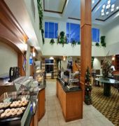 Express & - Idaho Center By Ihg
